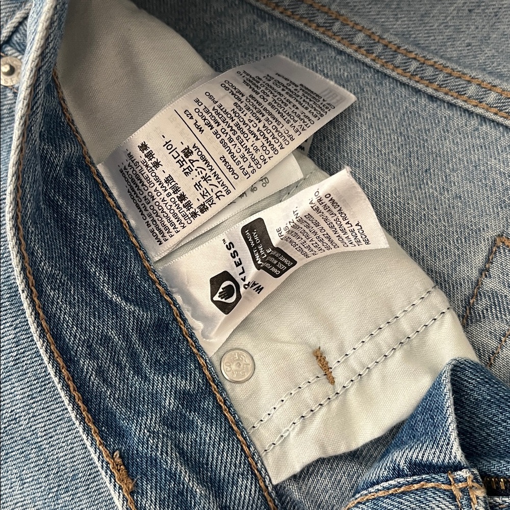Levi's Baggy Dad Wide Leg Relaxed Fit Distressed Denim Jeans sz 30 - Picture 5 of 8